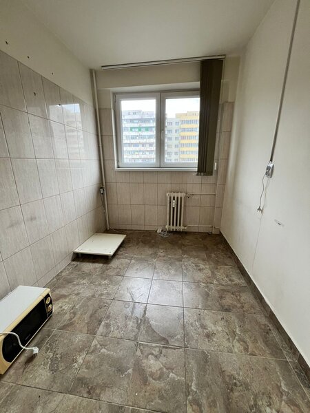 Bucur Obor, metrou la 1 min., 2 camere decomandat,